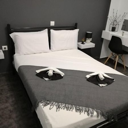 Comfortbnb -Sabbia Calda 8 Perissa  Bagian luar foto